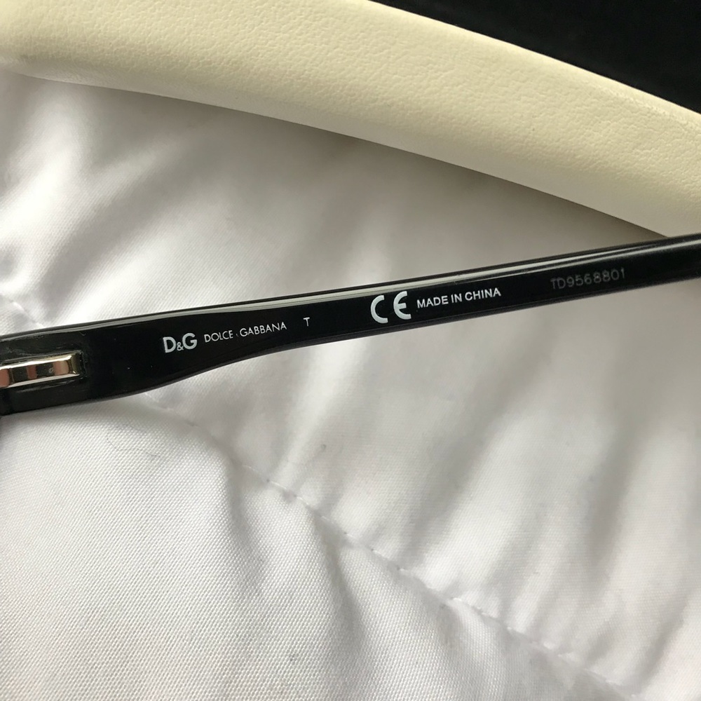 D&G eyeglass frames - Picture 4 of 4